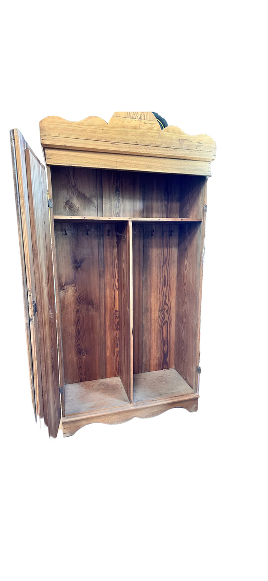 Plantation Antique Pine Armoire