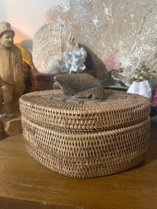 Hand Woven Basket w/ Fish Handle