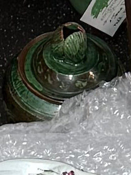 Green Terracotta Shell Pot w/lid