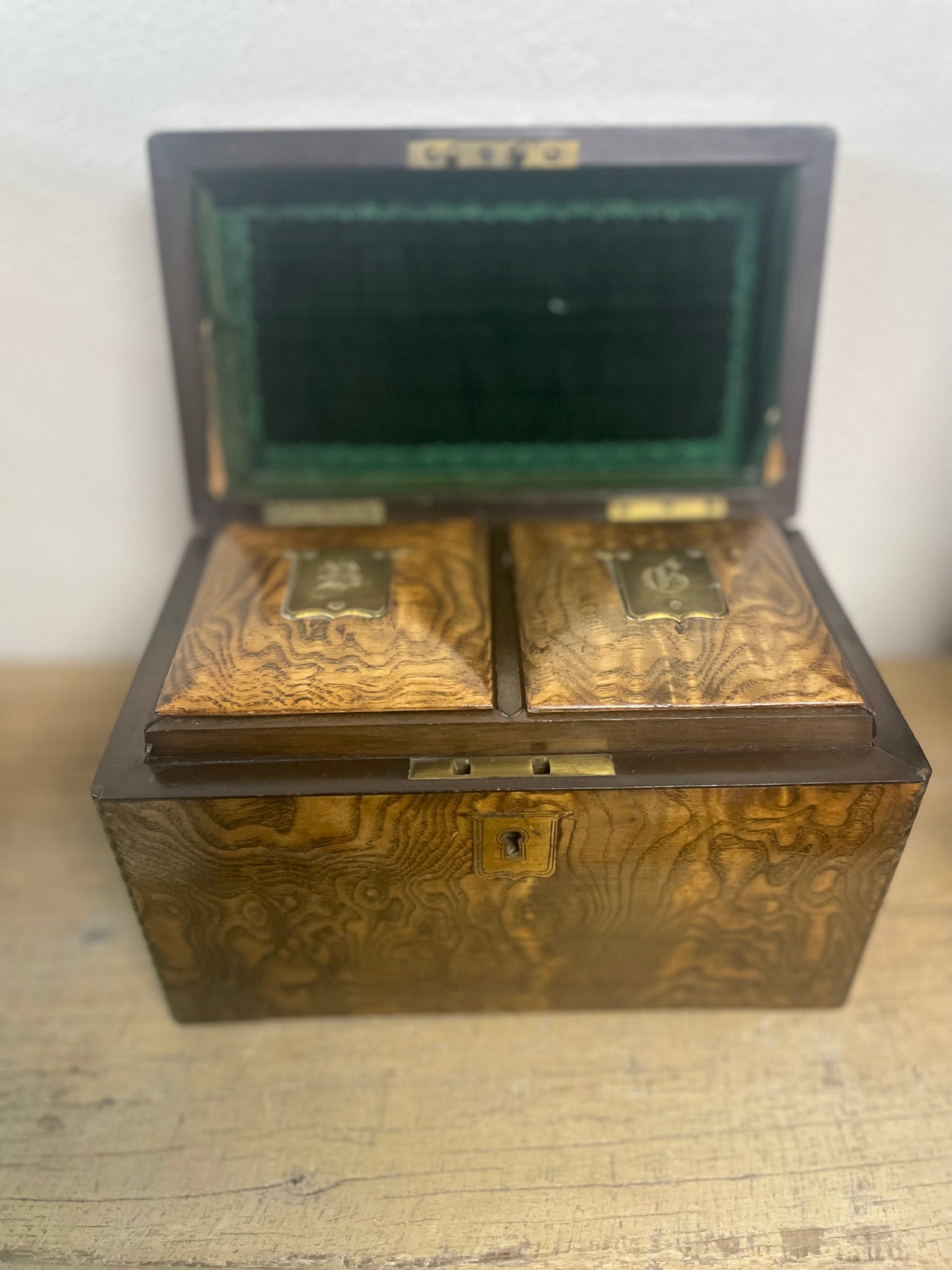 Antique Burled Wood Tea Caddy w/ Brass Engraved Plates