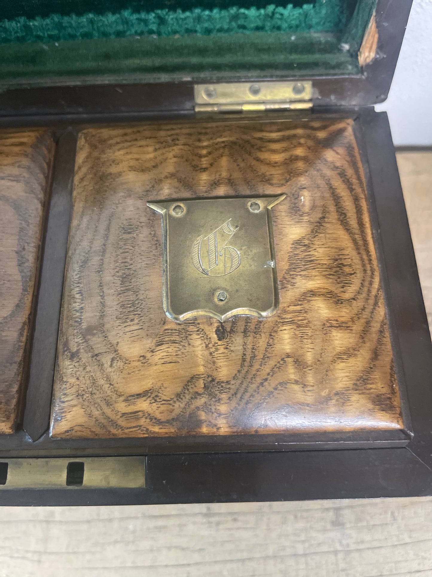 Antique Burled Wood Tea Caddy w/ Brass Engraved Plates